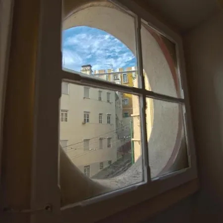 4 Places - * Lisboa